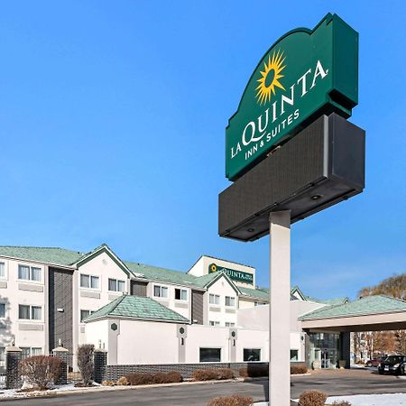 La Quinta By Wyndham Logan Hotel Eksteriør billede