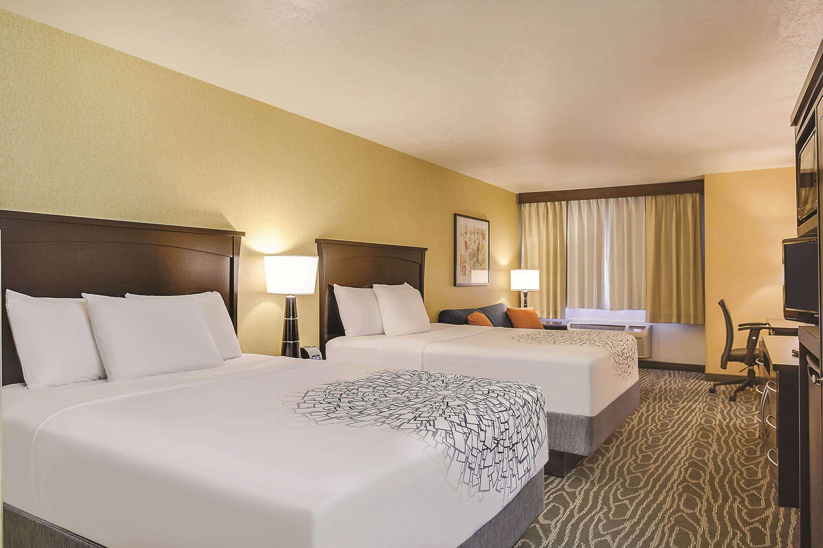 La Quinta By Wyndham Logan Hotel Eksteriør billede