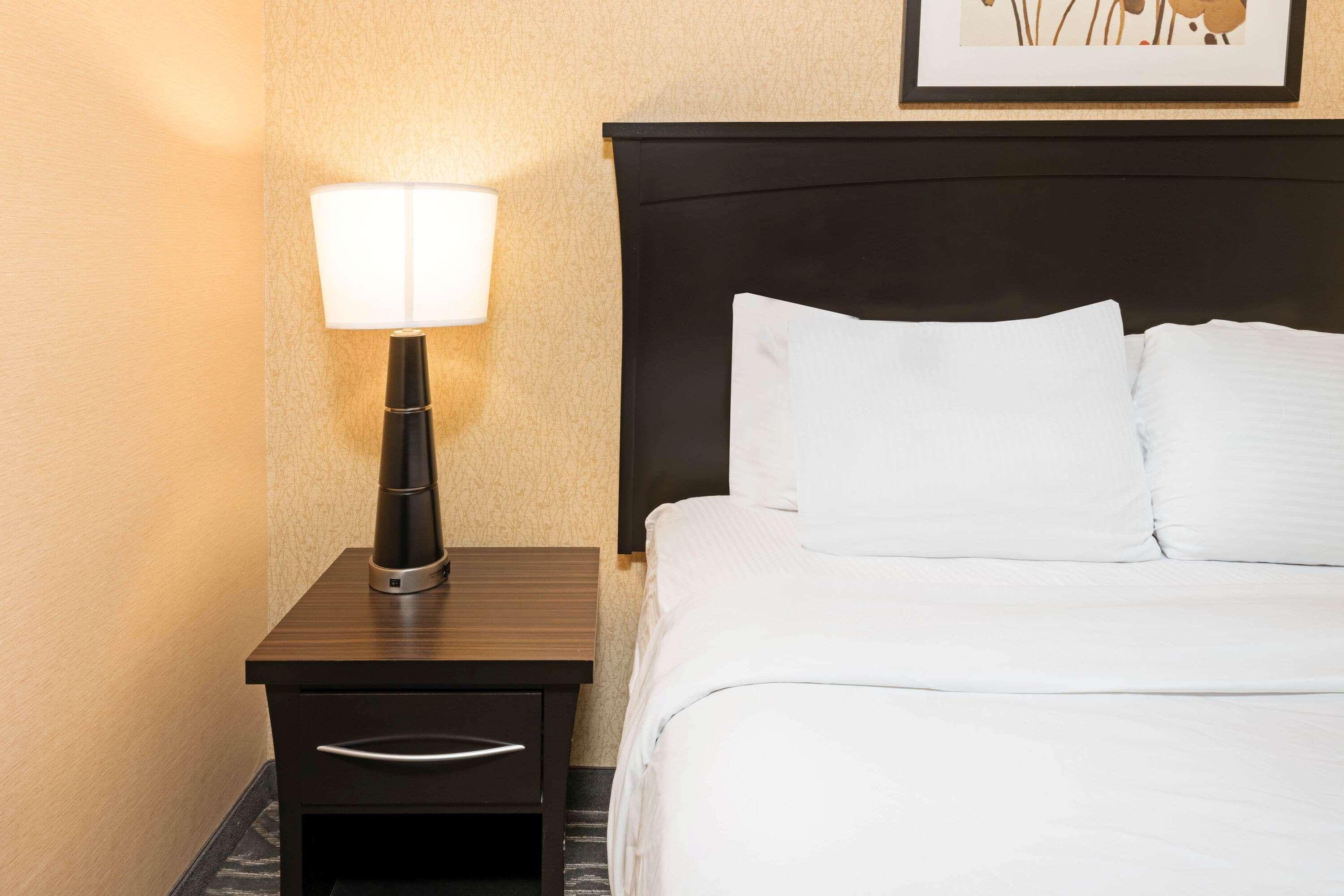 La Quinta By Wyndham Logan Hotel Eksteriør billede