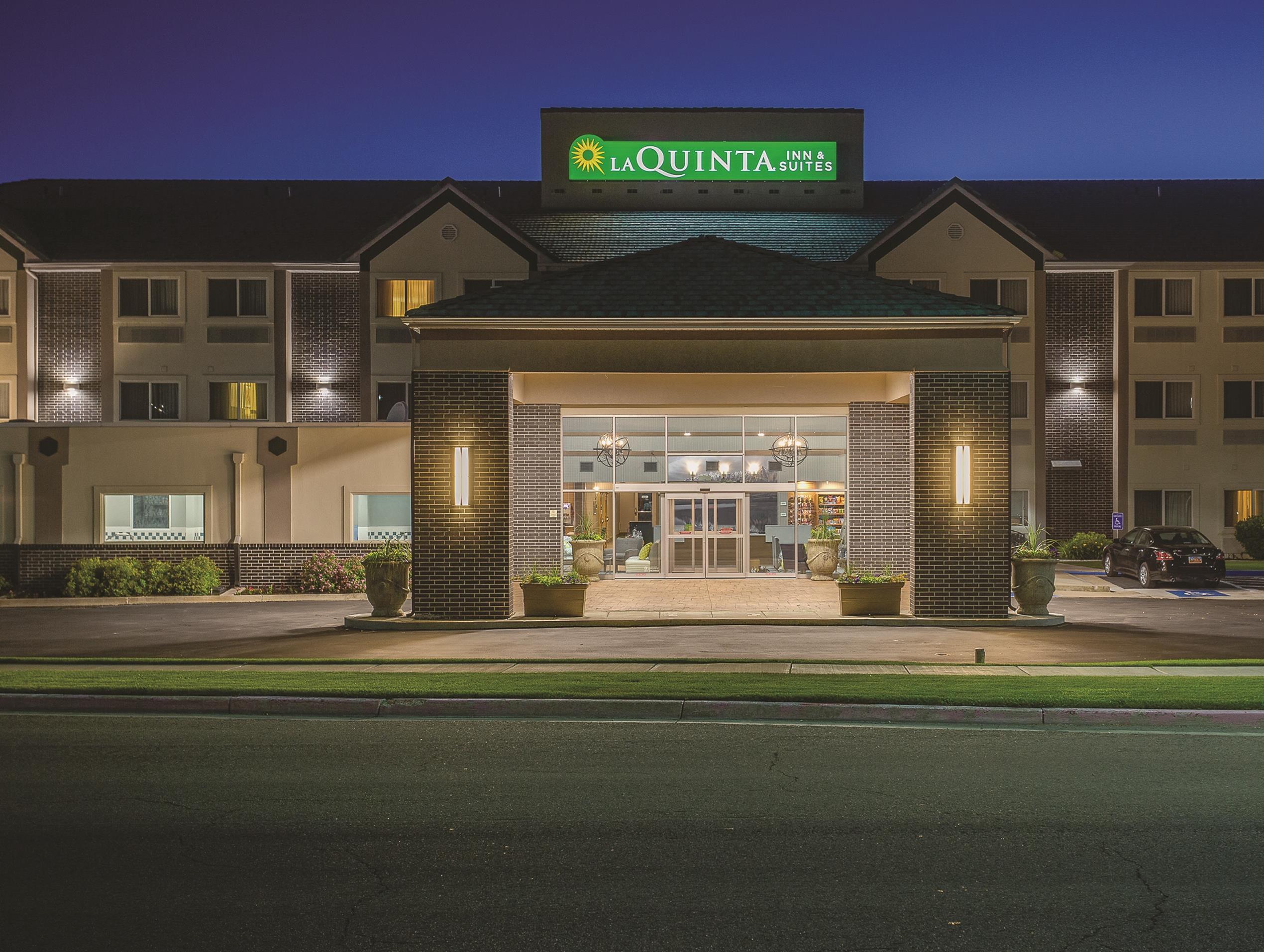 La Quinta By Wyndham Logan Hotel Eksteriør billede