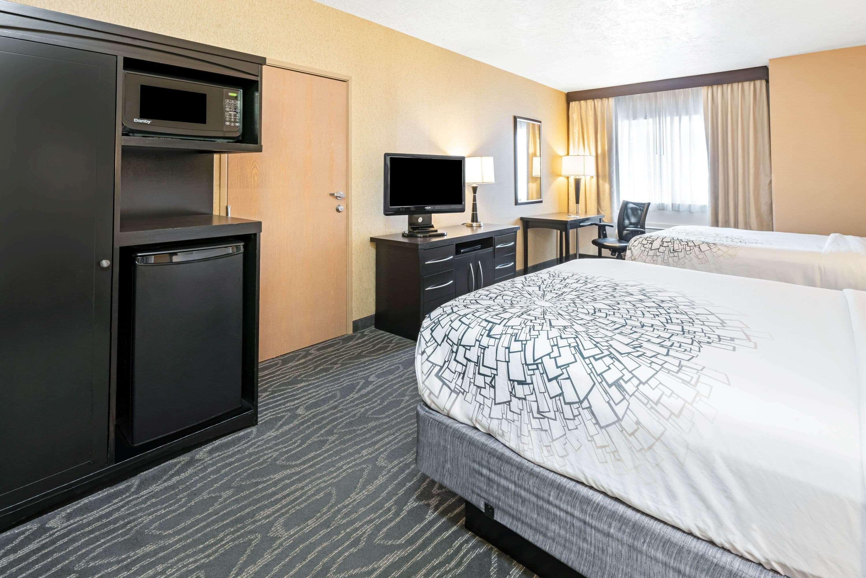 La Quinta By Wyndham Logan Hotel Eksteriør billede